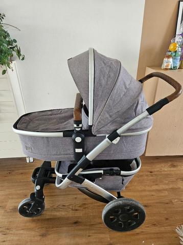 Joolz Geo 2 kinderwagen met babywieg beschikbaar voor biedingen