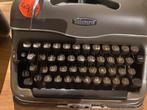 Typemachine triumpf qwerty werkt zéér decoratief jaren 50/60, Ophalen, Nieuw