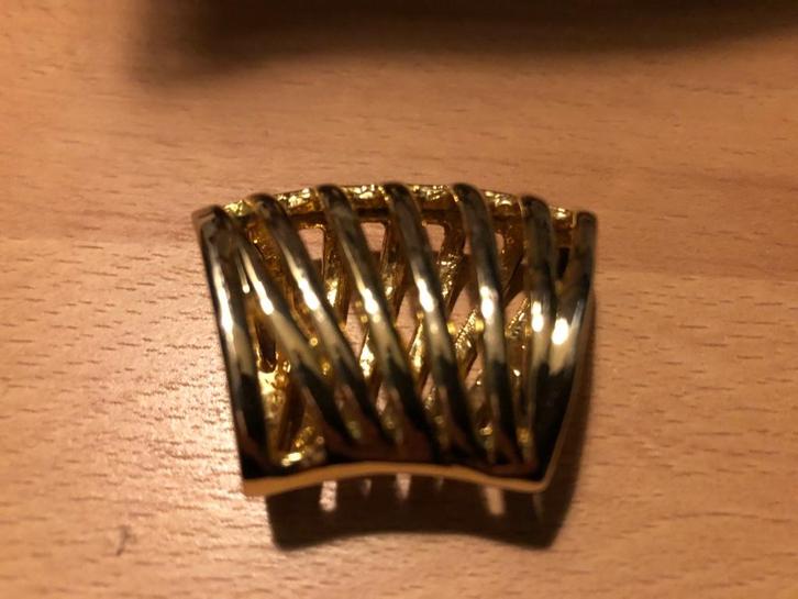 Sjaal huls . Sjaalring ,  sjaal sluiting goudkleurig metaal, Sieraden, Tassen en Uiterlijk, Overige Accessoires, Zo goed als nieuw