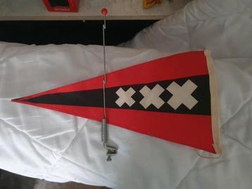 Oltimer Brommer Vlaggetje Amsterdam beschikbaar voor biedingen