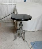 Bijzettafel - rond - aluminium, Minder dan 55 cm, Metaal of Aluminium, Rond, Zo goed als nieuw