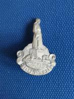 vintage metalen speldje, brochespeldje Monument, Putten, Ophalen of Verzenden, Gebruikt, Stad of Land, Speldje of Pin