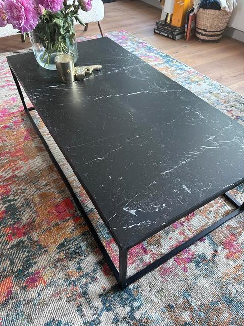 Marmeren Salontafel - Zwart met Witte Aderen 140x70 cm, Huis en Inrichting, Tafels | Salontafels, Gebruikt, Minder dan 50 cm, 50 tot 100 cm