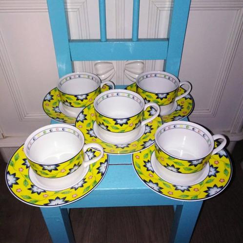 Taitu Primavera Emilio Bergamin kop en schotels 5 stuks, Huis en Inrichting, Keuken | Servies, Zo goed als nieuw, Kop(pen) en/of Schotel(s)