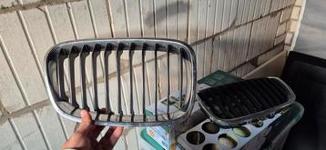 BMW F20/F21 Nier Grilles (Chrome/Zwart) beschikbaar voor biedingen