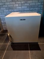 Compacte Zanussi Mini Vriezer - Ideaal voor kleine ruimtes!, Witgoed en Apparatuur, Vriezers en Diepvrieskisten, Ophalen, Vrieskist