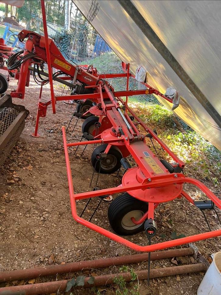 Kuhn GF 5902 schudder zgan + Kuhn GF4201 4 element schudder, Zakelijke goederen, Agrarisch | Werktuigen, Weidebouw, Ophalen of Verzenden