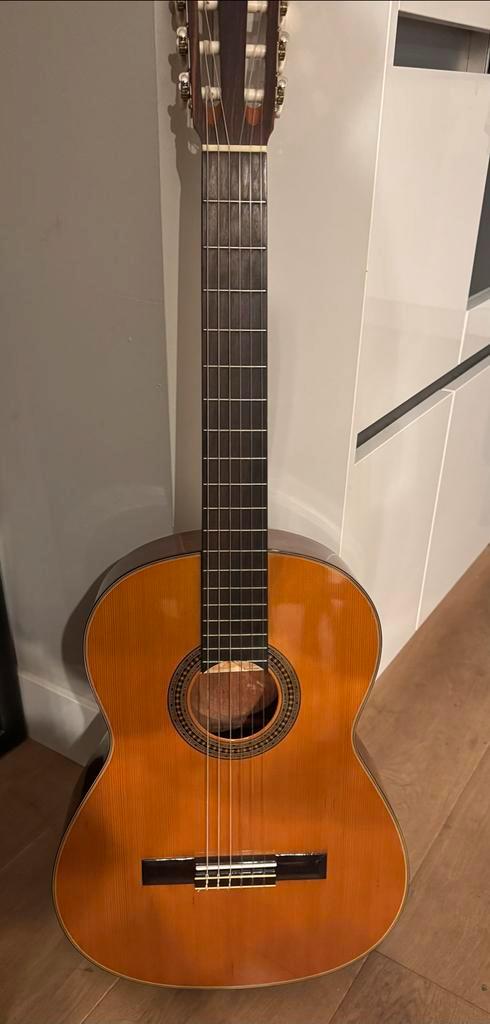 Aria AC-8 Concertgitaar - Klassieker!, Muziek en Instrumenten, Snaarinstrumenten | Gitaren | Akoestisch, Zo goed als nieuw, Klassieke of Spaanse gitaar