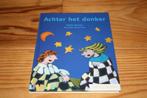 Te koop : achter het donker door stefan boonen  illustraties, Ophalen of Verzenden, Zo goed als nieuw