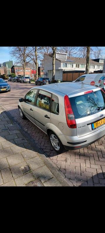 Ford Fiësta 1.3 8V 5DR 2002 Grijs beschikbaar voor biedingen