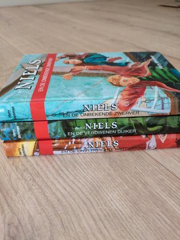3 boeken van Harry Marsman - Niels beschikbaar voor biedingen