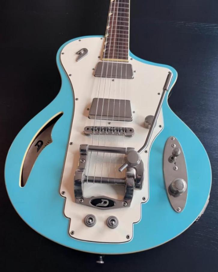 Duesenberg Julia Gitaar in Topstaat + Koffer, Muziek en Instrumenten, Snaarinstrumenten | Gitaren | Elektrisch, Zo goed als nieuw