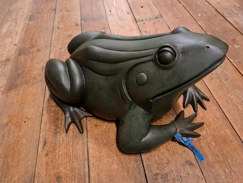 Grote echte bronzen spuit kikker 50 cm lang erg mooi beeld, Antiek en Kunst, Antiek | Koper en Brons, Ophalen