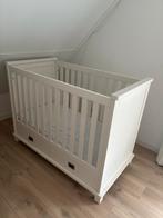 Mooi wit ledikant incl matras, Kinderen en Baby's, Babywiegjes en Ledikanten, Ophalen, Gebruikt, Ledikant