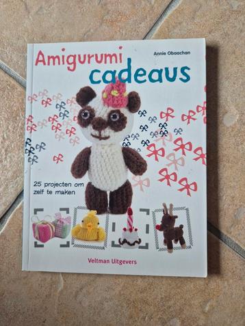 Annie Obaachan - Amigurumi cadeaus beschikbaar voor biedingen