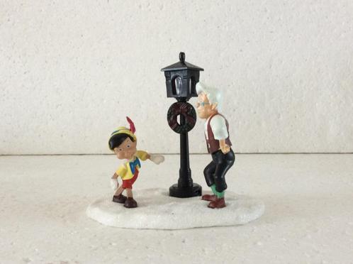 Disney Pinokkio pinocchio - beeldje-kerstdorp 2, Verzamelen, Disney, Zo goed als nieuw, Beeldje of Figuurtje, Peter Pan of Pinokkio