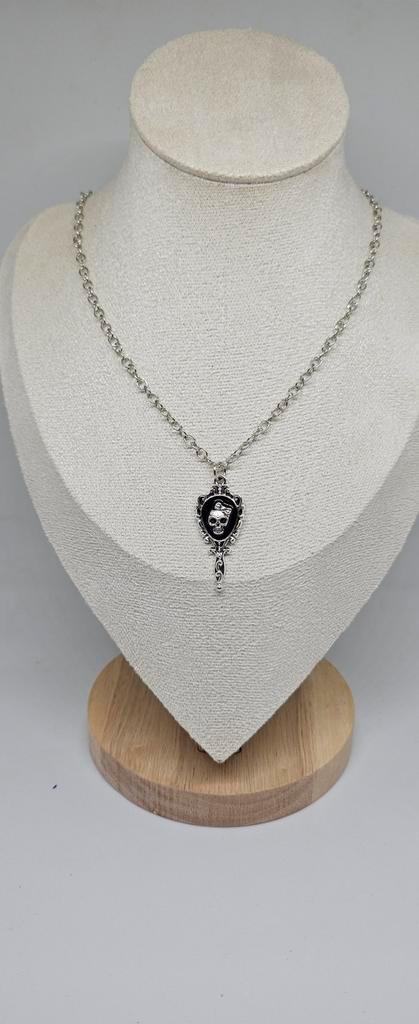 Gothic ketting met spiegelhanger – memento mori, Sieraden, Tassen en Uiterlijk, Kettingen, Nieuw, Overige materialen, Zilver, Met hanger