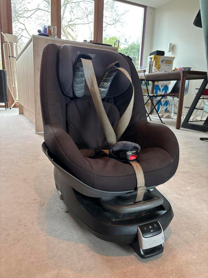 Maxi Cosi Pearl + FamilyFix Isofix Base, Kinderen en Baby's, Autostoeltjes, Gebruikt, Maxi-Cosi, 9 t/m 18 kg, Isofix, Verstelbare rugleuning