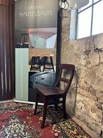 (2) Donkerbruine vintage stoel, bistro stoel, cafe stoel, Antiek en Kunst, Curiosa en Brocante, Ophalen