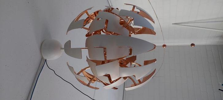 Hanglamp Ikea wit/koperkleurig, Huis en Inrichting, Lampen | Hanglampen, Gebruikt, Minder dan 50 cm, Kunststof, Ophalen of Verzenden