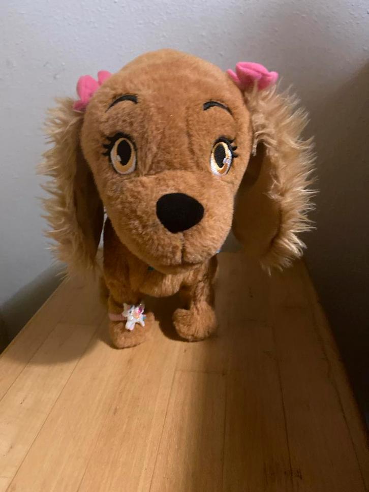 Interactieve hond lucy, Kinderen en Baby's, Speelgoed | Knuffels en Pluche, Zo goed als nieuw, Hond, Ophalen of Verzenden