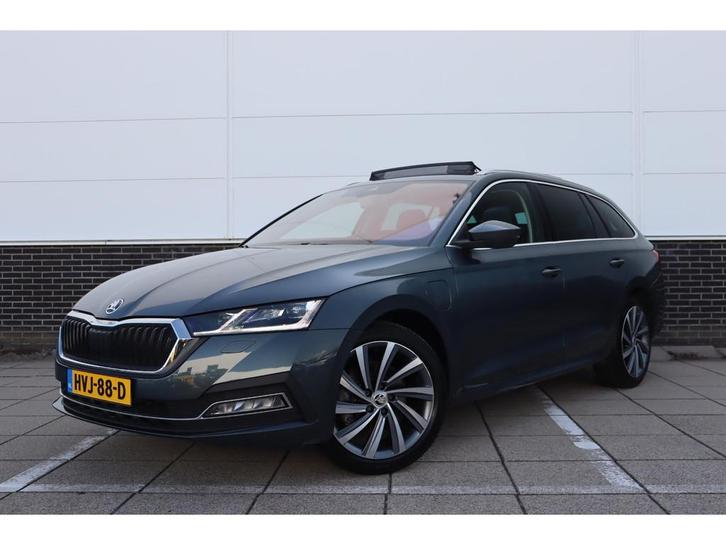 Skoda Octavia Combi 1.4 TSI iV PHEV Business Edition Plus *P, Auto's, Skoda, Bedrijf, Te koop, Octavia, ABS, Adaptive Cruise Control