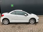 Peugeot 207 1.6 16V CC 110KW/150PK 2009 Wit, Auto's, Zwart, 4 cilinders, Cabriolet, 4 stoelen