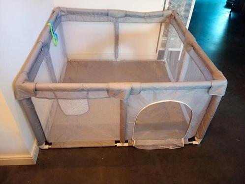 Grondbox lichtgrijs, Kinderen en Baby's, Boxen, Gebruikt, Ophalen of Verzenden