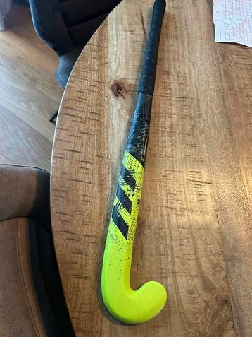Adidas veldhockeystick beschikbaar voor biedingen
