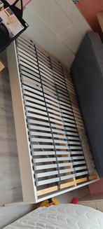 NIEUW Ikea Bed VIHALS 140x200, met lonset lattenbodems, Huis en Inrichting, Slaapkamer | Matrassen en Bedbodems, Ophalen, Zo goed als nieuw