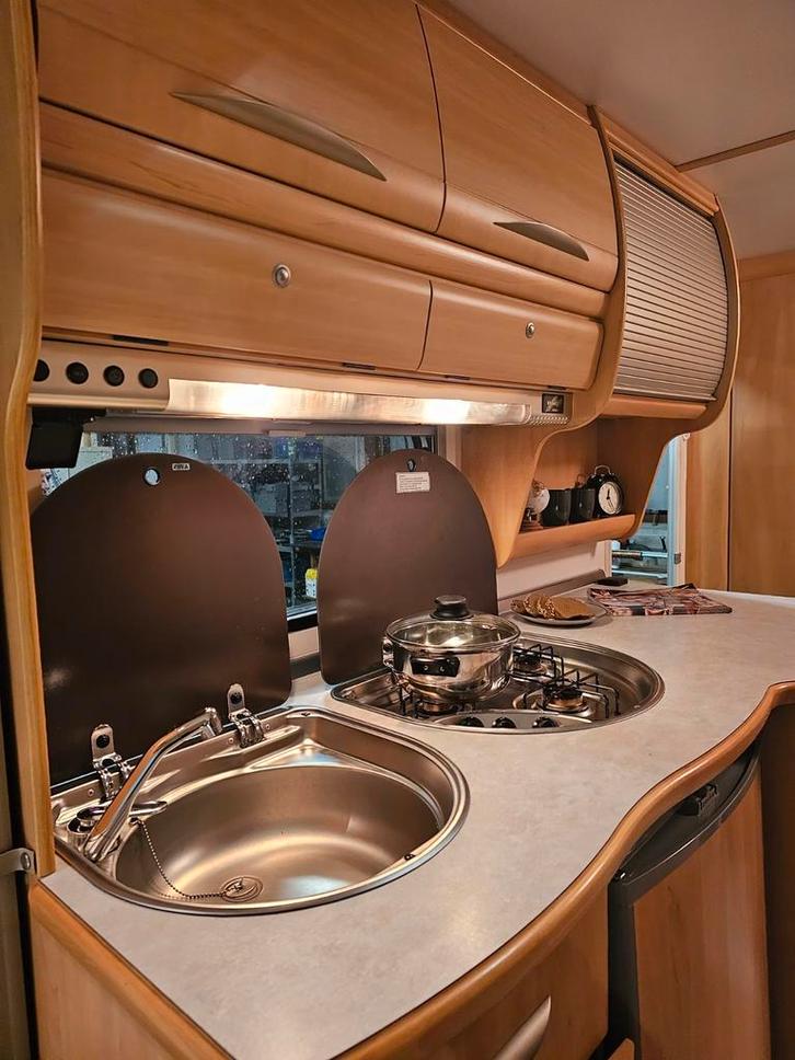 Luxe caravan te huur -15% LASTMINUTE ACTIE!! Airco/Mover/Etc, Caravans en Kamperen, Caravans, Particulier, tot en met 4, 1000 - 1250 kg