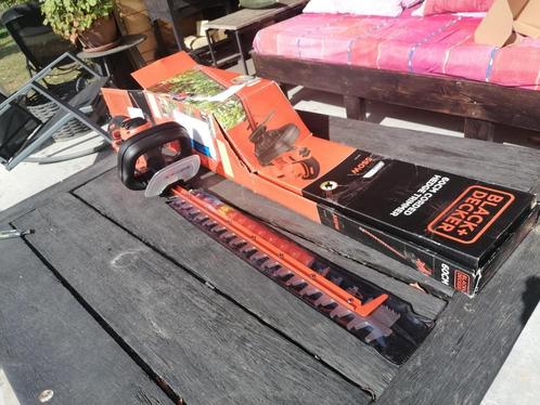 Nieuwe Black en Decker Heggenschaar, 2 jaar gearantie, Tuin en Terras, Heggenscharen, Nieuw, Elektrisch, Ophalen of Verzenden
