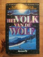 Het Volk van de Wolf - Gear & Gear, Boeken, Ophalen of Verzenden, Gelezen, W. Michael Gear & Kathleen O'Neal Gear, Nederland