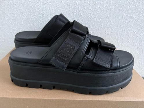 NIEUW UGG W CLEM BLACK LEATHER slippers slides 41, Kleding | Dames, Schoenen, Nieuw, Sandalen of Muiltjes, Zwart, Verzenden