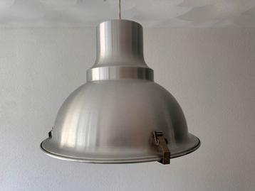 Industriële Hanglamp Metaal/Glas beschikbaar voor biedingen