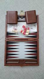 Backgammon inclusief koffer, yahtzee, schaakspel, Hobby en Vrije tijd, Gezelschapsspellen | Bordspellen, Ophalen of Verzenden