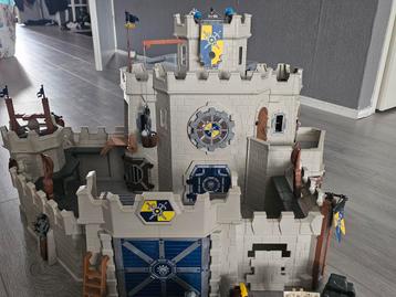  Playmobil Novelmore kasteel aangeboden...COMPLEET!! 70220 beschikbaar voor biedingen