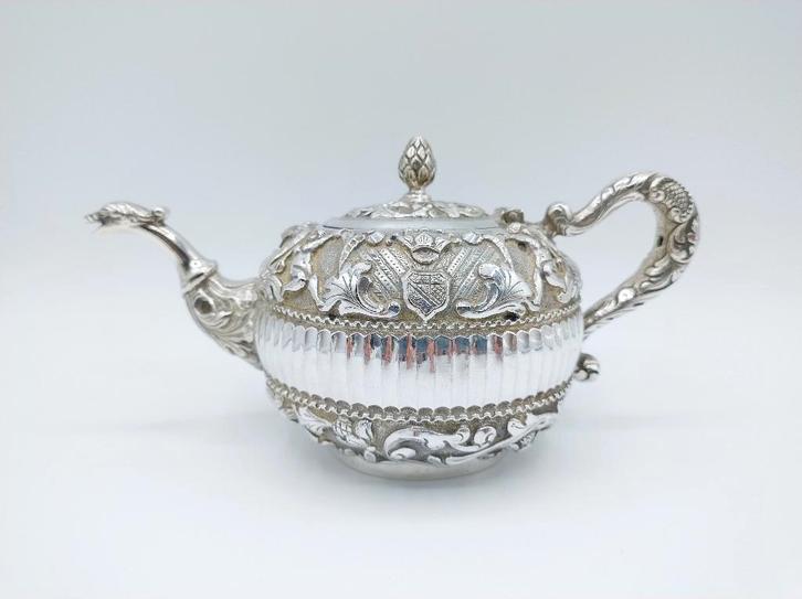 Zilveren theepot, Jan Schijfsma, Sneek, ca. 1860, Antiek en Kunst, Antiek | Goud en Zilver, Zilver, Verzenden