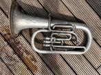 Blaas instrument te gebruiken als decoratie, Muziek en Instrumenten, Blaasinstrumenten | Tuba's, Euphonium of Tenortuba, Zo goed als nieuw