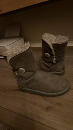 ZGAN UGG AUSTRALIA LEER 39 GRIJS, Kleding | Dames, Ophalen of Verzenden, Zo goed als nieuw, Grijs
