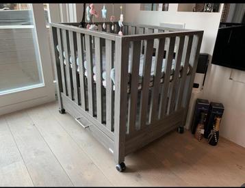 Baby box beschikbaar voor biedingen