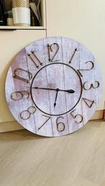 Wandklok met Houten Look, Ophalen of Verzenden, Zo goed als nieuw, Analoog, Wandklok