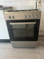 Gasfornuis en oven, Witgoed en Apparatuur, Fornuizen, Ophalen, 4 kookzones, Zo goed als nieuw, Gas