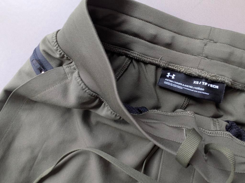 Under Armour unstoppable tapered pants XS, Ophalen of Verzenden, Zo goed als nieuw, Maat 46 (S) of kleiner, Under Armour