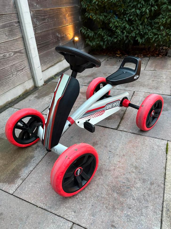 Berg Buzzy Beatz skelter, Kinderen en Baby's, Speelgoed | Buiten | Skelters, Zo goed als nieuw, Berg, Ophalen