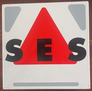 SES emaille beschikbaar voor biedingen
