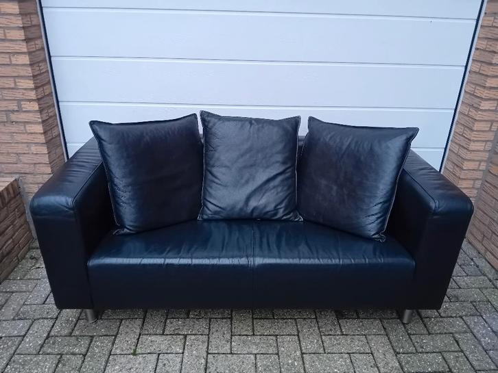 2 Zits Bank Zwart Leder *LEOLUX*, Huis en Inrichting, Banken | Bankstellen, Zo goed als nieuw, Rechte bank, Tweepersoons, 150 tot 200 cm