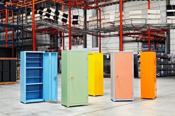 JOB CABINET design Studio Job x Lensvelt zwaar stalen kast beschikbaar voor biedingen