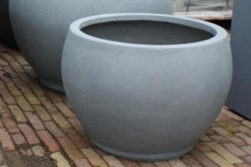 Ronde bloempot Monika clayfibre grijs terras Ø63 x45 cm., Tuin en Terras, Bloempotten, Zo goed als nieuw, Binnen, Balkon, Tuin