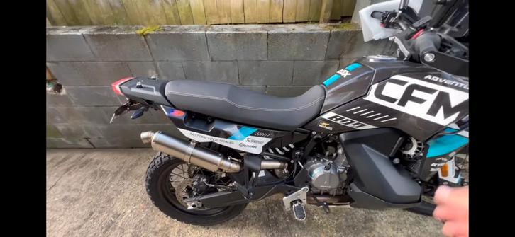 CF MOTO 800 MTX 700 MT uitlaat demper, Motoren, Onderdelen | Overige, Gebruikt, Ophalen of Verzenden